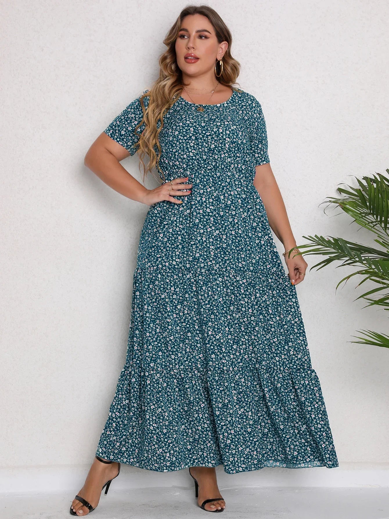 Vestido Longo Plus Size Floral